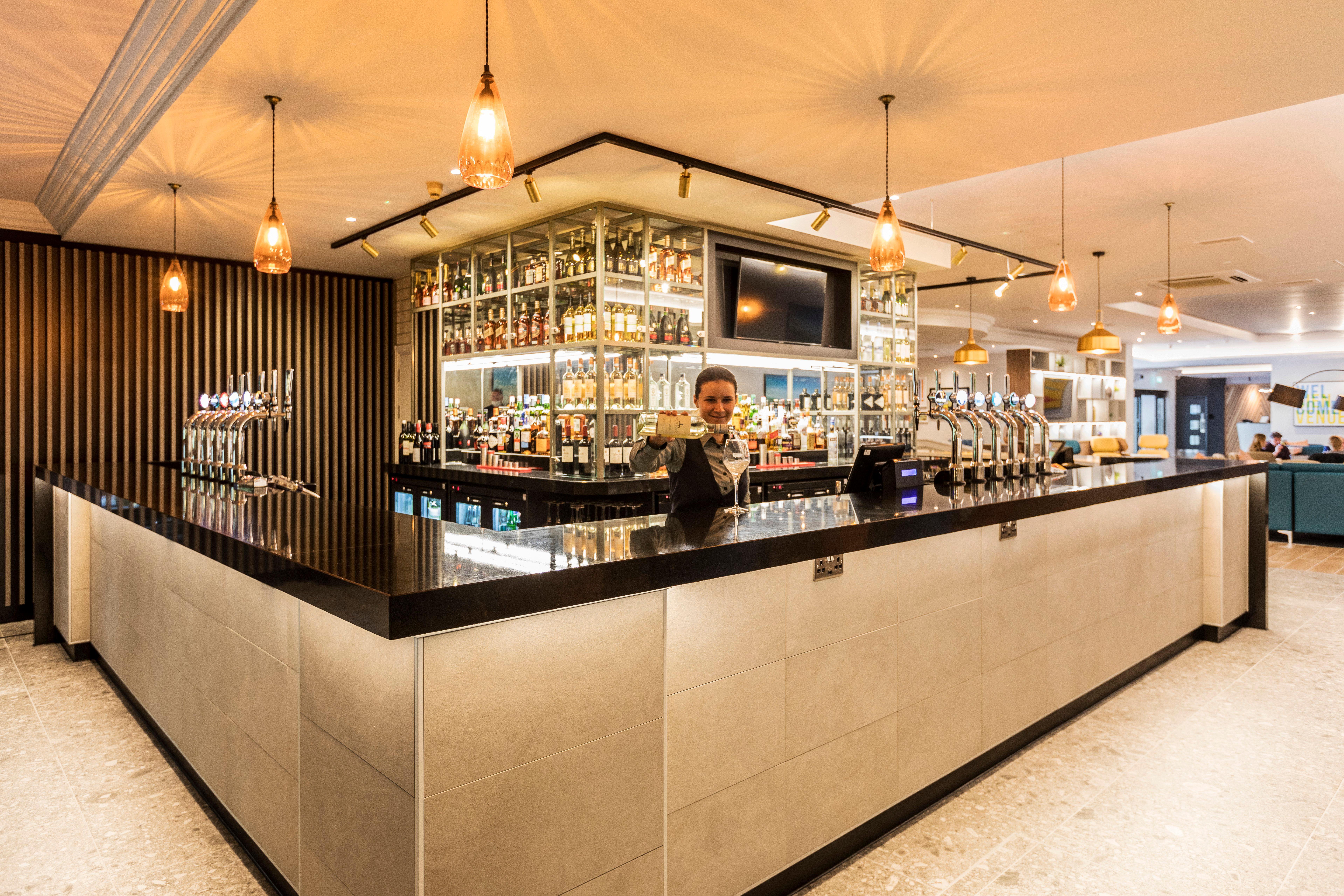 Holiday Inn Bristol Filton By Ihg Winterbourne Exterior photo