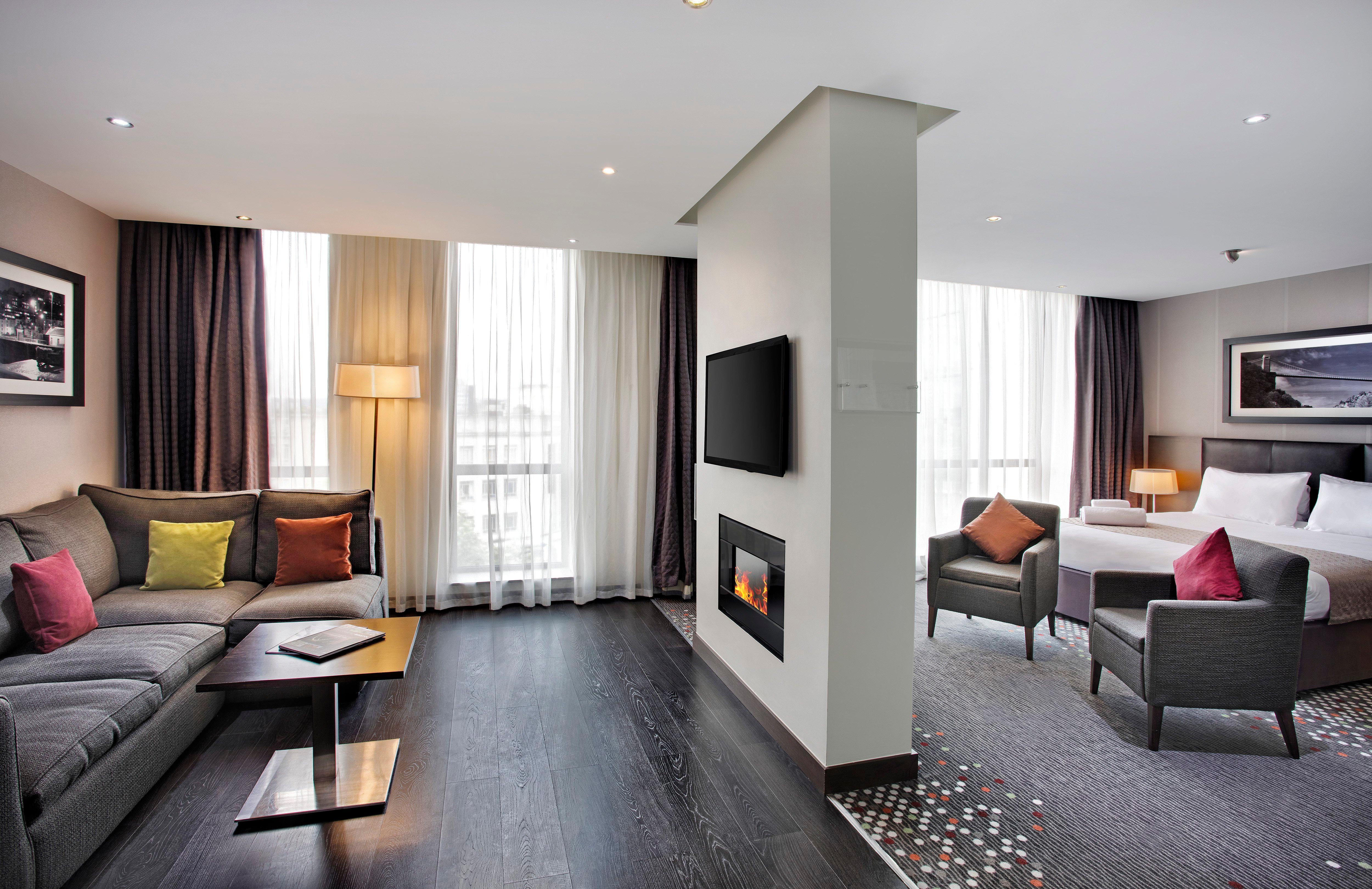 Holiday Inn Bristol Filton By Ihg Winterbourne Exterior photo