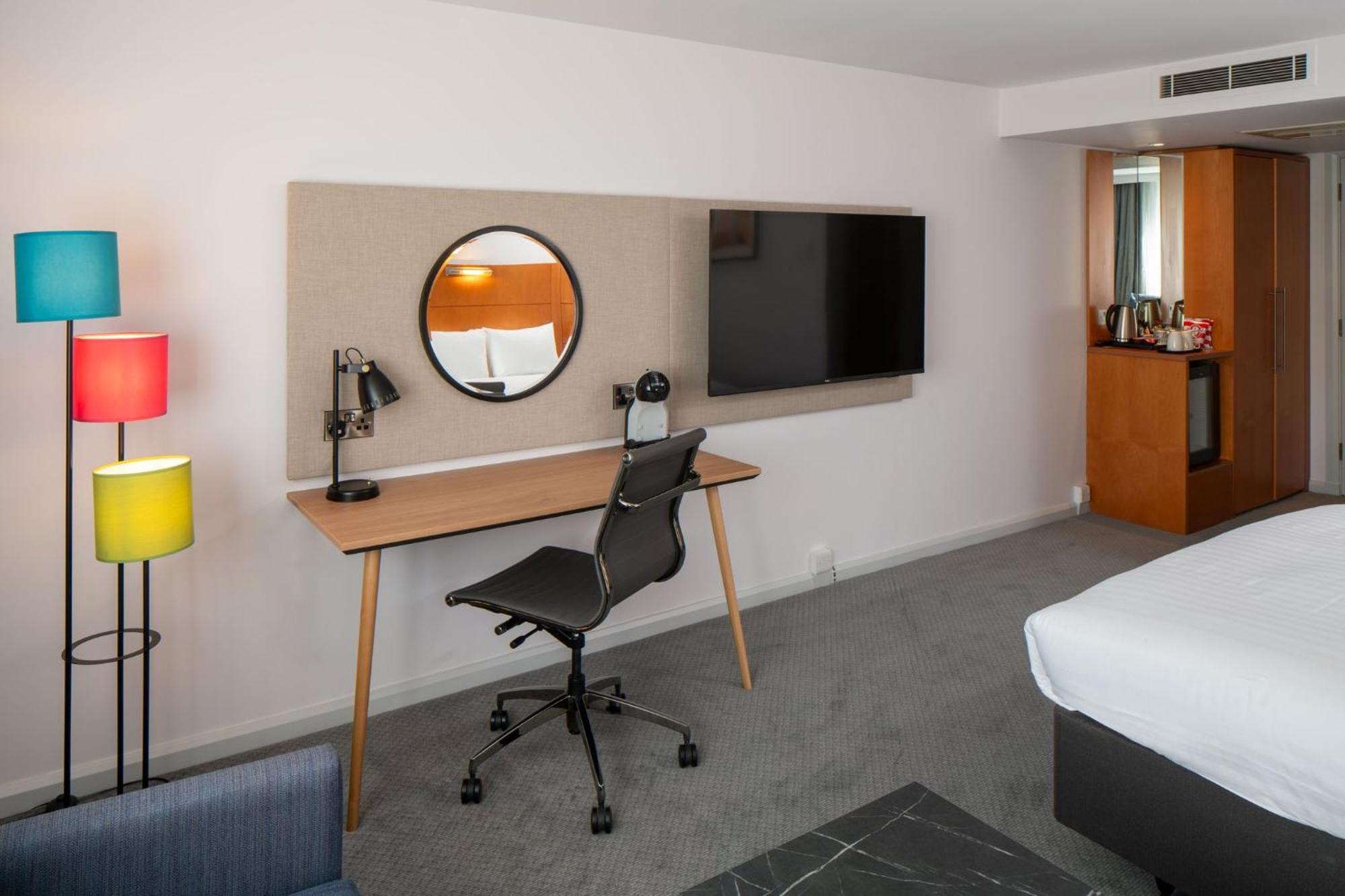 Holiday Inn Bristol Filton By Ihg Winterbourne Exterior photo